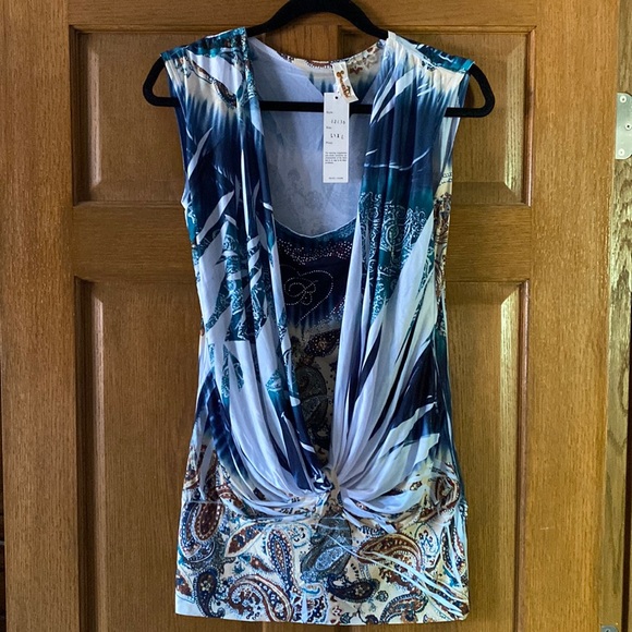 Brand new tank top! - Picture 1 of 7